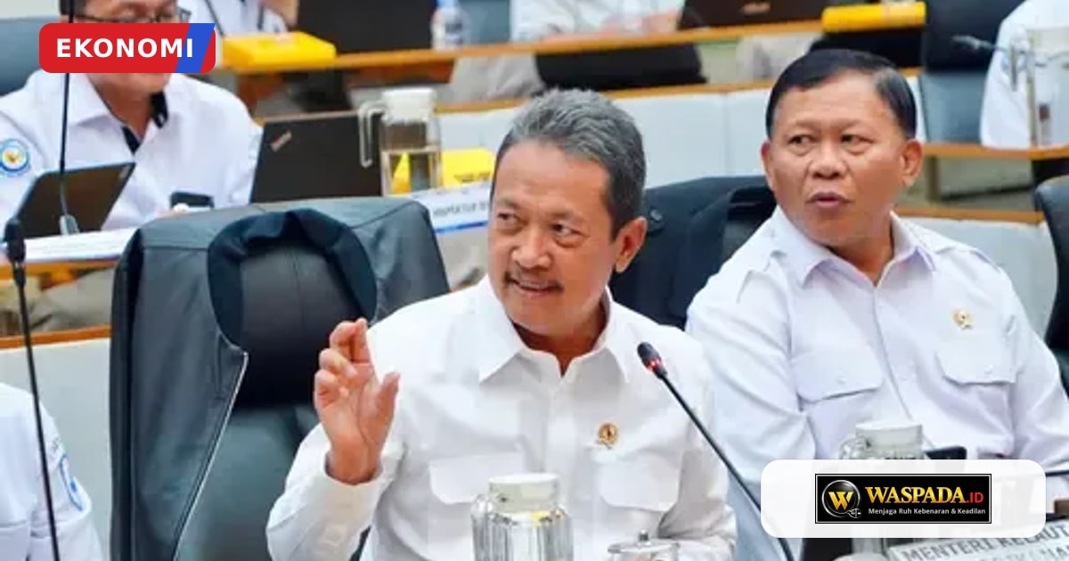 Aktivitas nelayan di Kampung Nelayan Merah Putih yang dikembangkan KKP bersama BUMN