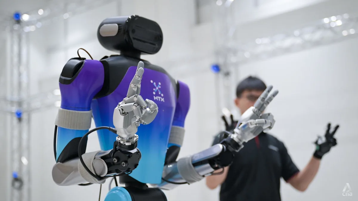 Demonstrasi robot humanoid di Home Team Humanoid Robotics Centre Singapura