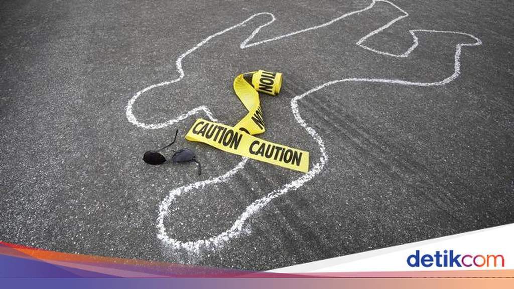 Garis polisi terpasang di lokasi kejadian dugaan bunuh diri istri oknum polisi di Medan