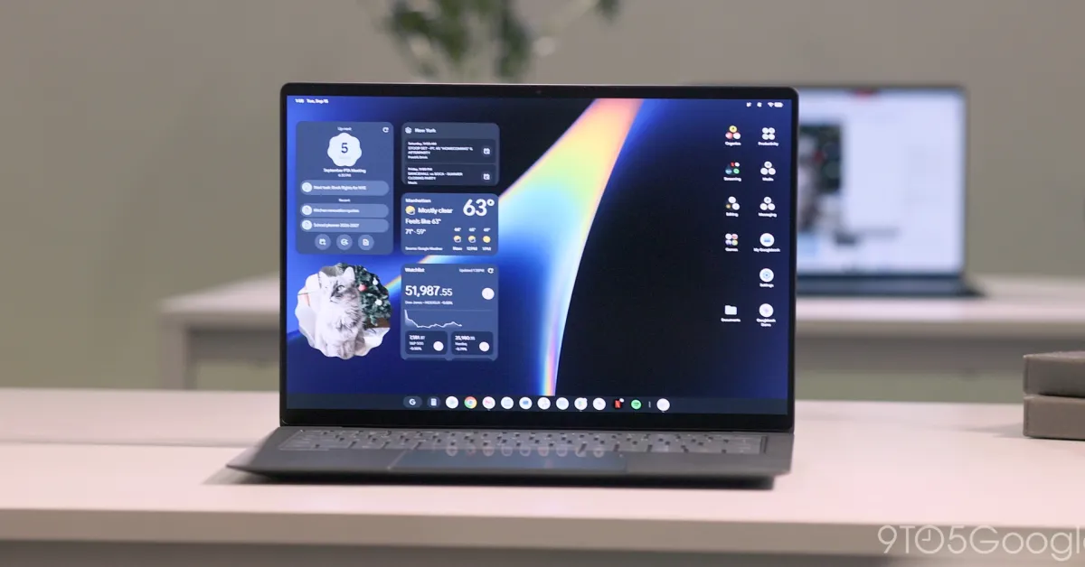 Perangkat Googlebook dengan chipset Intel yang sedang diuji coba untuk menjalankan aplikasi Android.