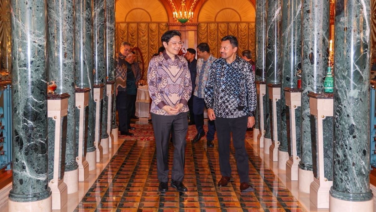 PM Singapura Lawrence Wong bersama Pangeran Mahkota Brunei Al-Muhtadee Billah