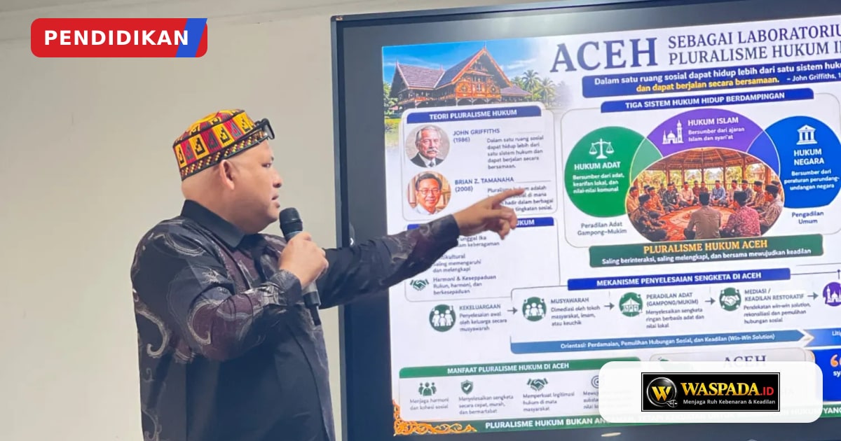 Prof Teuku Muttaqin Mansur foto bersama usai kuliah umum di Unimal