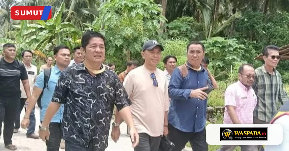 Survei lahan pembangunan PLTS oleh PLN UP3 Nias di Kecamatan Simuk Nias Selatan