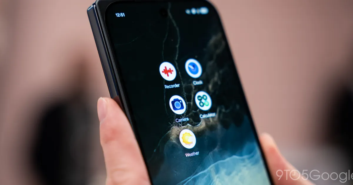 Tampilan aplikasi Pixel Weather terbaru dengan ikon dan antarmuka anyar dari Google