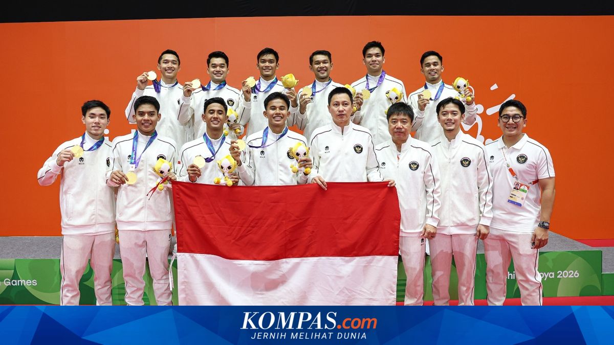 Tim beregu putra Indonesia merayakan medali emas Asian Games 2026