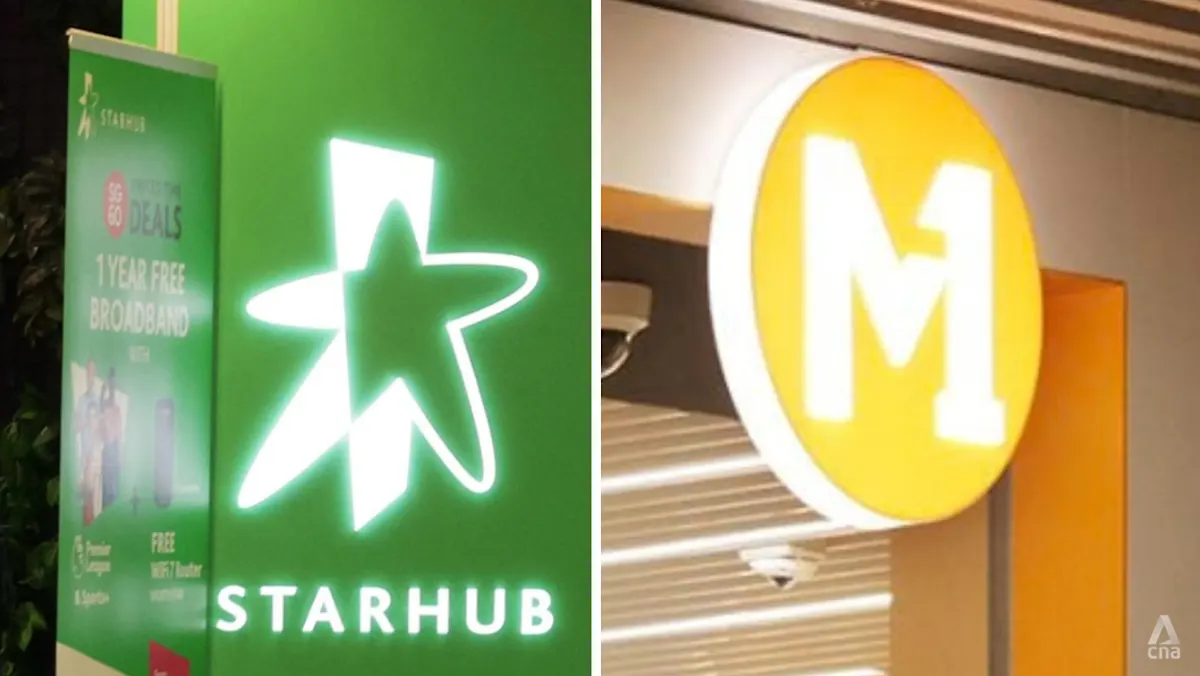 Toko StarHub dan M1 di Causeway Point Singapura
